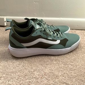 Vans UltraRange Exo